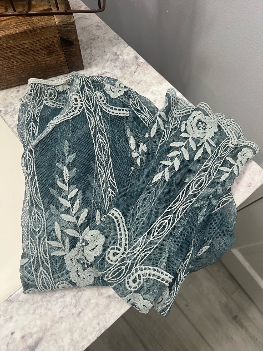 Adam Levine Collection Teal Lace Overlay Top with White Embroidery - Picture 1 of 3